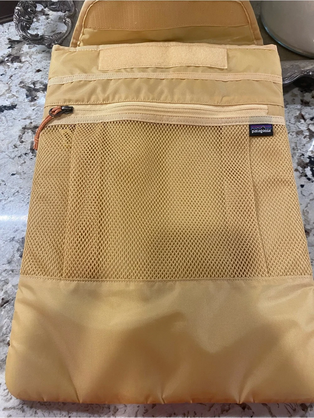 Patagonia Refugio Daypack Laptop sleeve